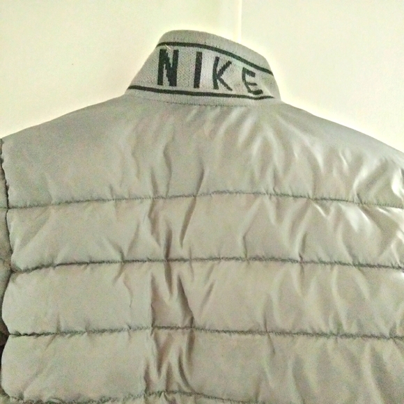 Nike Jacket - Picture 4 of 6